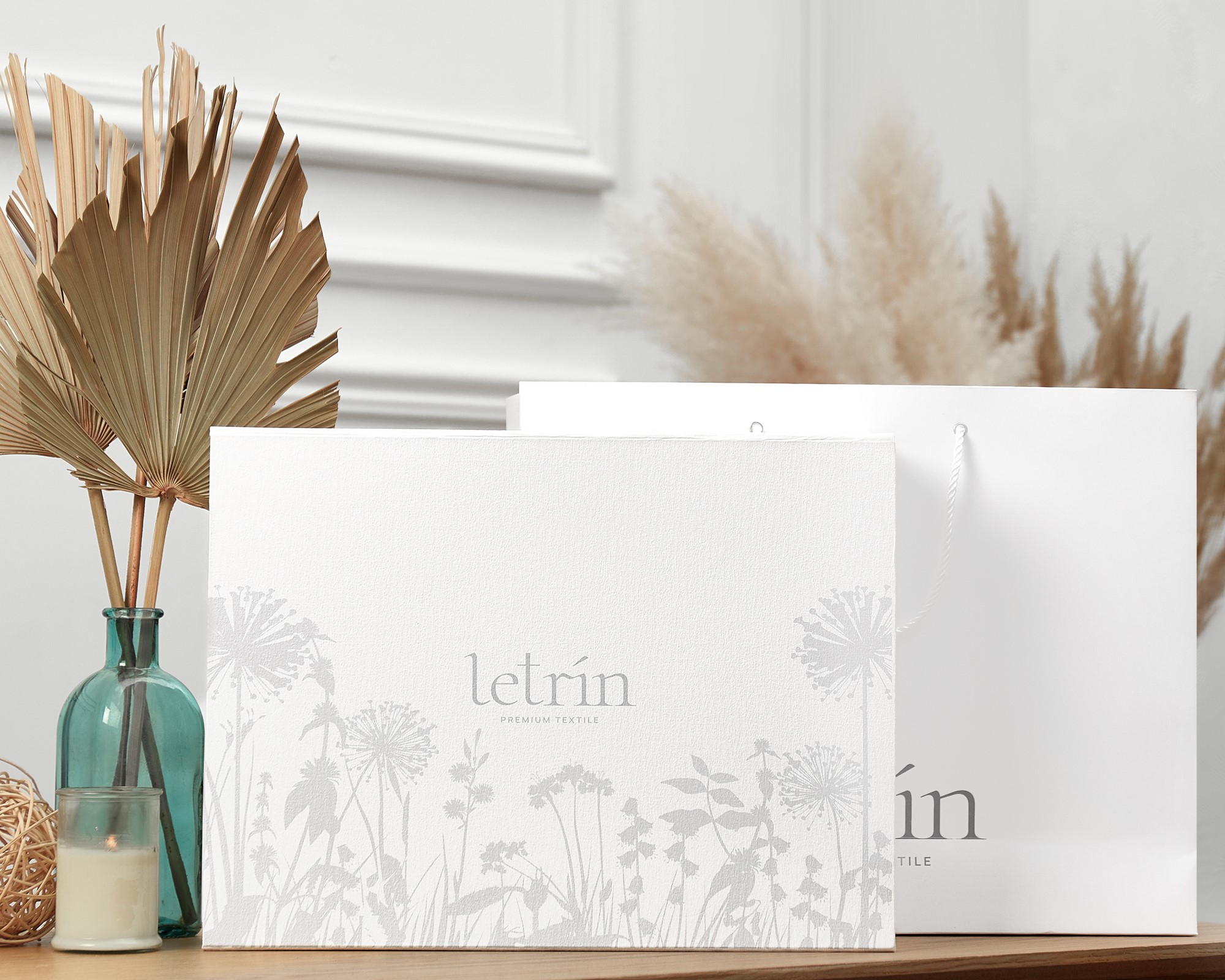 Упаковка letrín — коробки с фирменным графическим элементом